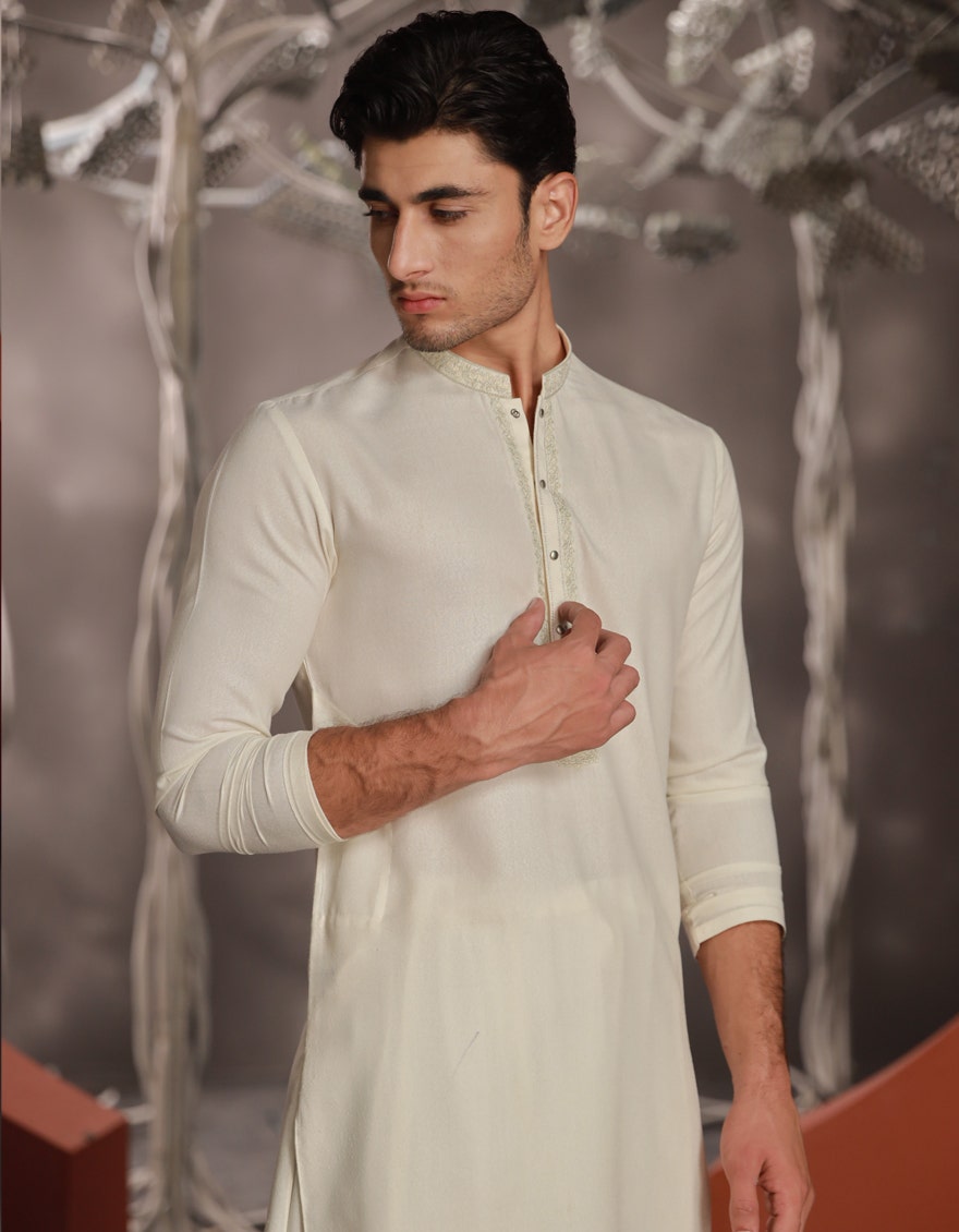J. Junaid Jamshed White Traditional Kameez Shalwar - Traditional Pakistani Men's Clothing