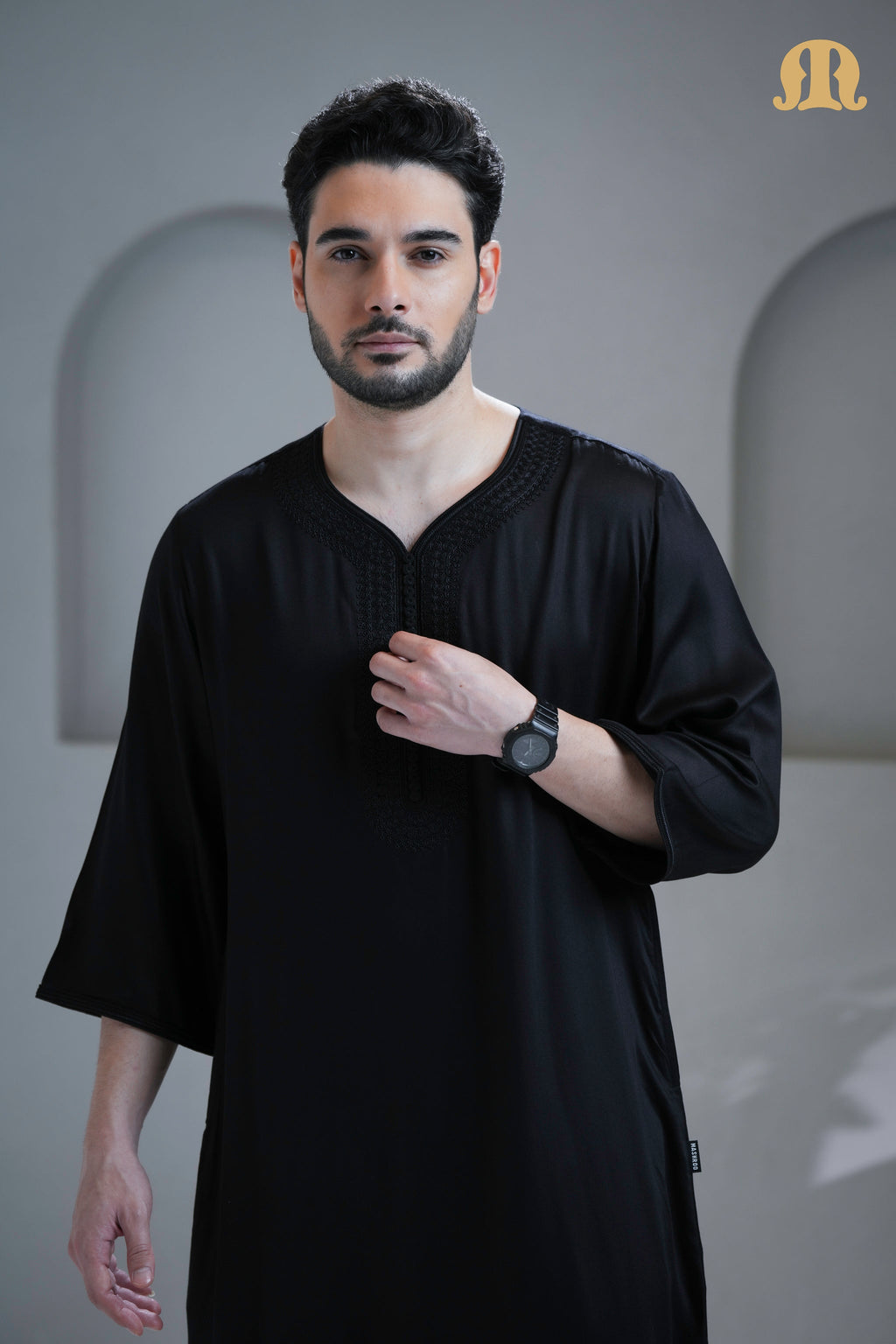 Detail of the 3/4 sleeve on the Tiznit Black Moroccan Thobe.
